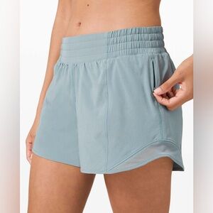 Lululemon Hotty Hot Short